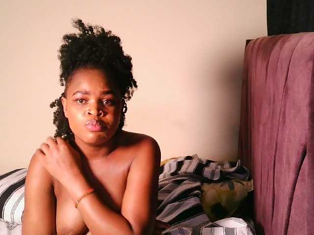 Leylawalker live cam on BongaCams
