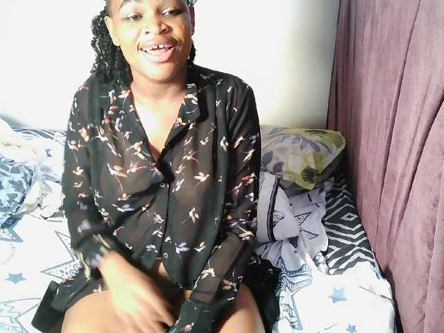 Leylawalker live cam on BongaCams