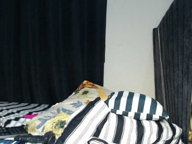 Leylawalker live cam on BongaCams
