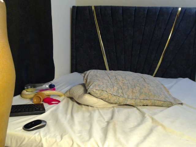 Leylawalker live cam on BongaCams
