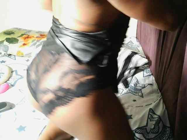 Leylawalker webcam