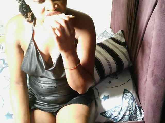 Leylawalker webcam