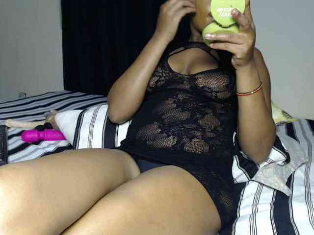 Leylawalker webcam