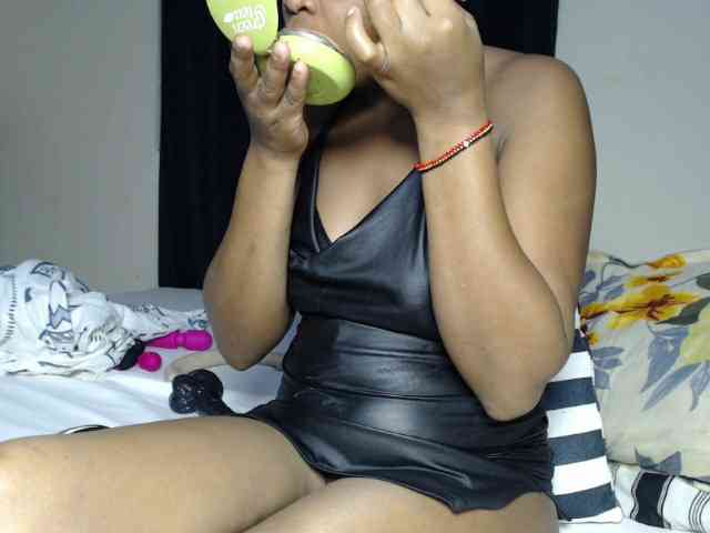 Leylawalker webcam