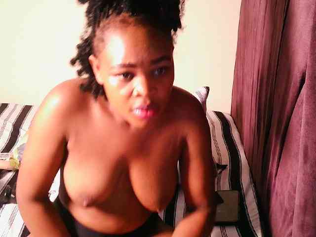 Model: Leylawalker