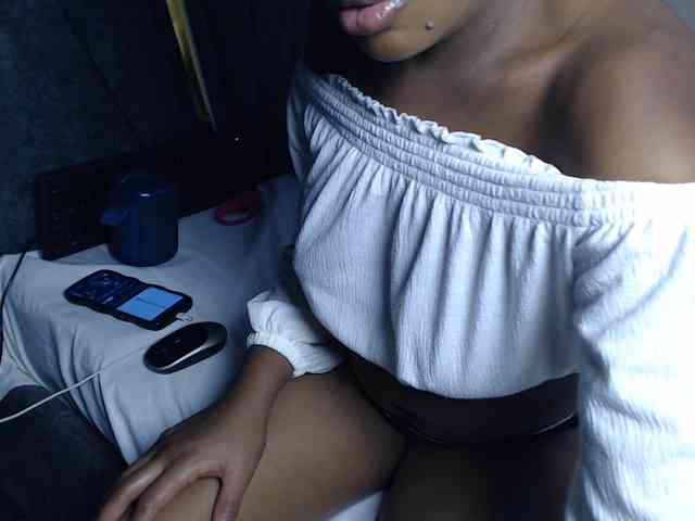 Leylawalker webcam