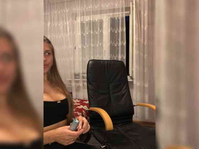 VelvetCouple webcam
