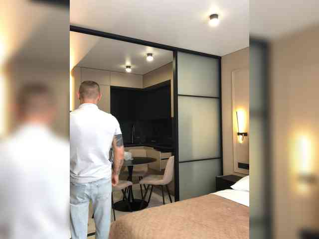 VelvetCouple webcam
