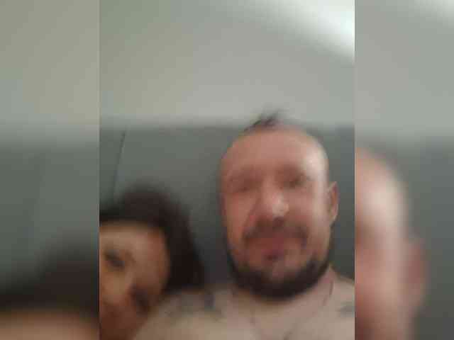PregnantCouppy webcam