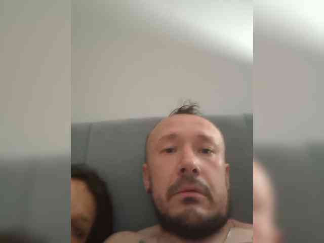 PregnantCouppy webcam