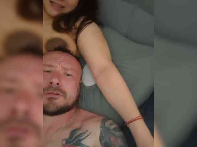 PregnantCouppy webcam