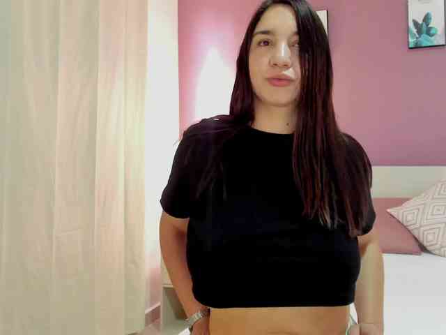 AliciaSaenz webcam