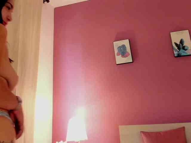 AliciaSaenz webcam