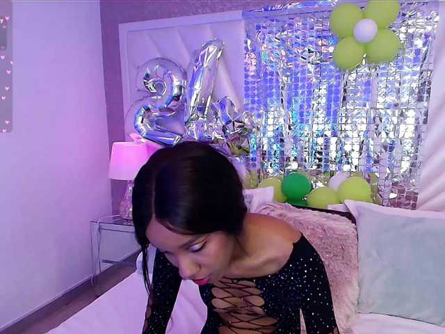 LexiRhodes live cam on BongaCams