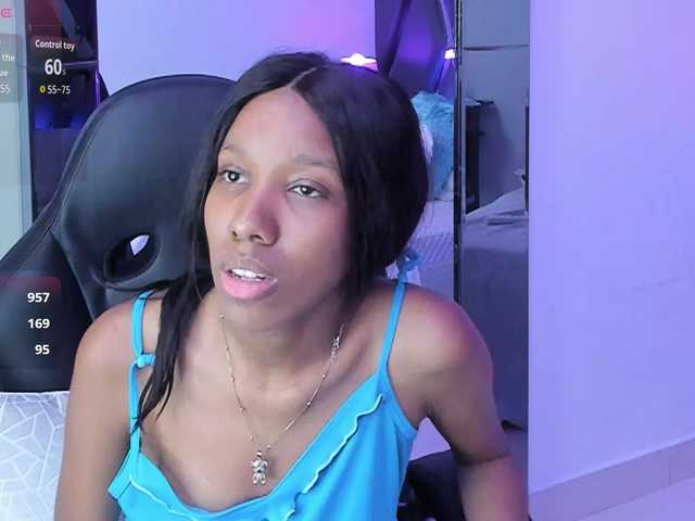 LexiRhodes live cam on BongaCams