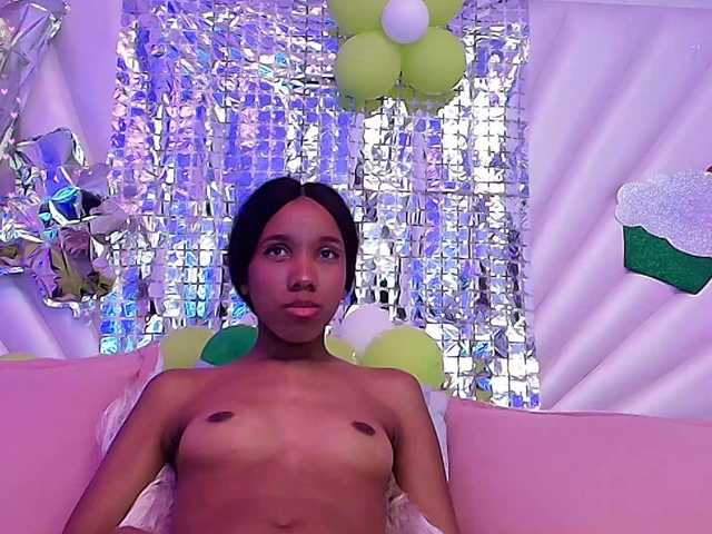 LexiRhodes live cam on BongaCams