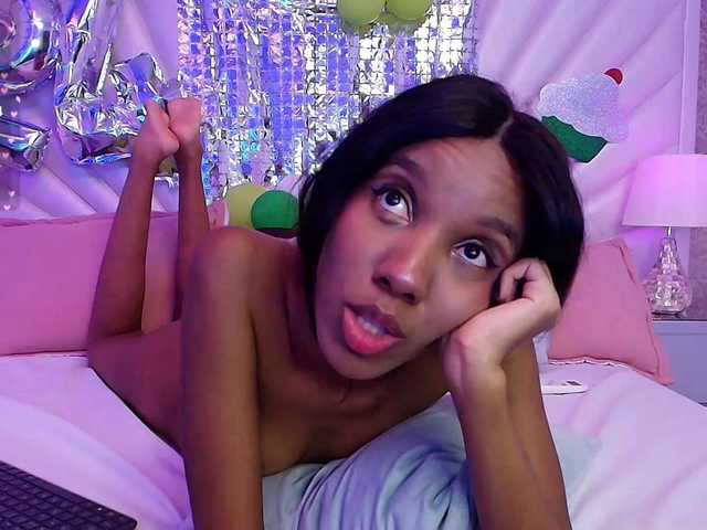LexiRhodes live cam on BongaCams