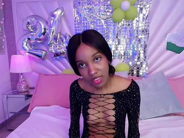 LexiRhodes live cam on BongaCams