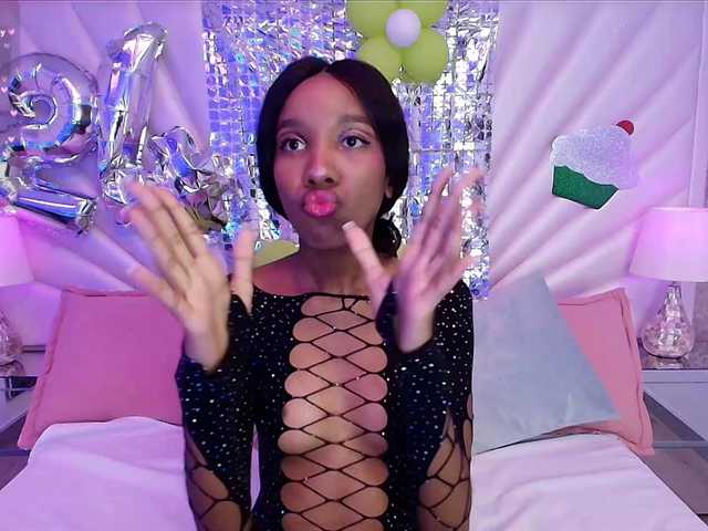 LexiRhodes live cam on BongaCams