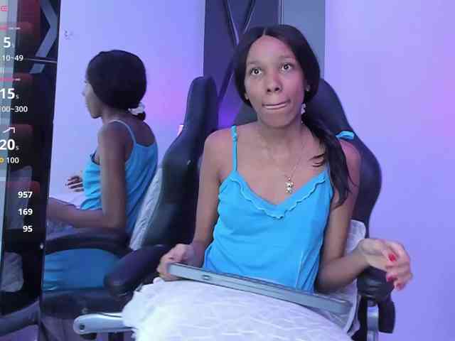 LexiRhodes webcam