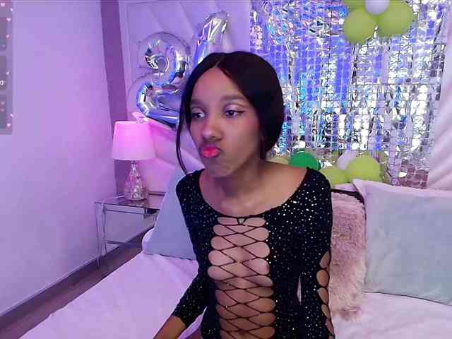 LexiRhodes webcam