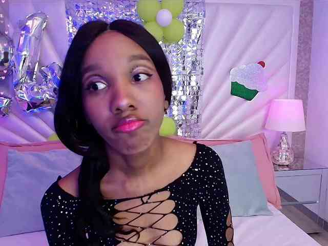 LexiRhodes Live Webcam on BongaCams