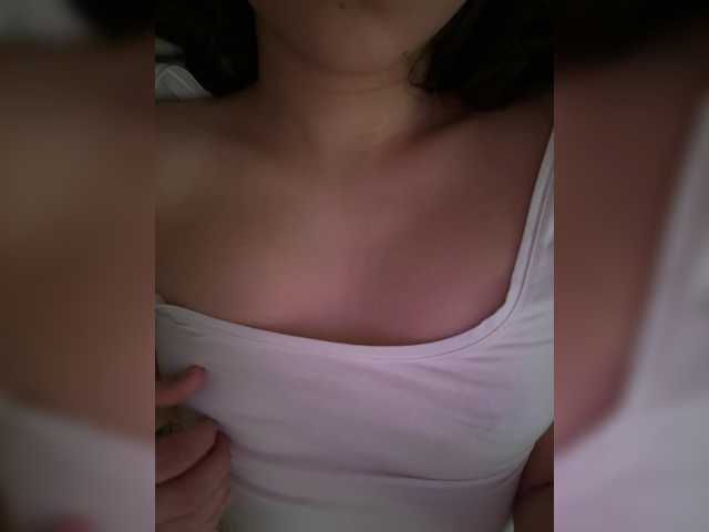 Kikimeia live webcam show