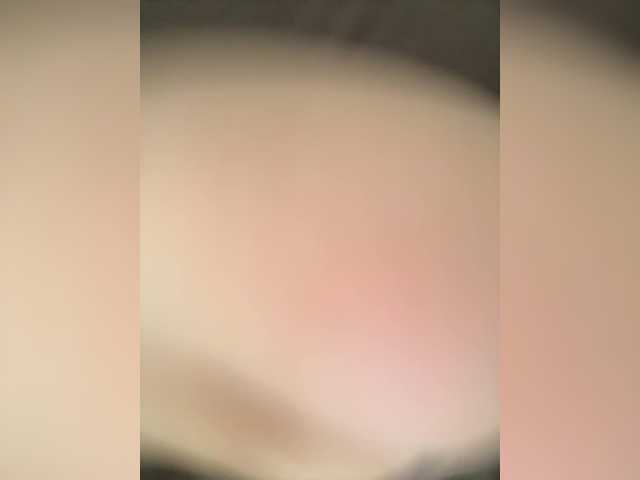 Kikimeia live cam on BongaCams