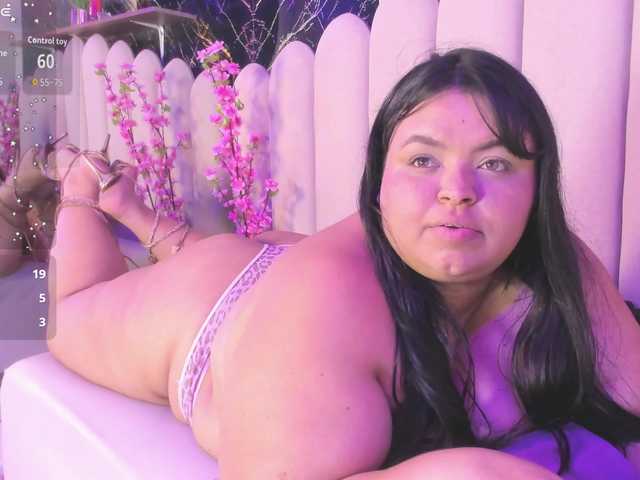 Aura-Luxe live webcam show