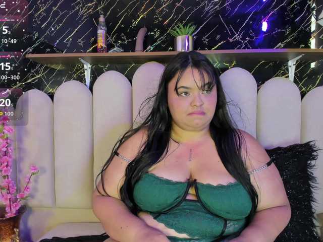 Aura-Luxe live cam on BongaCams