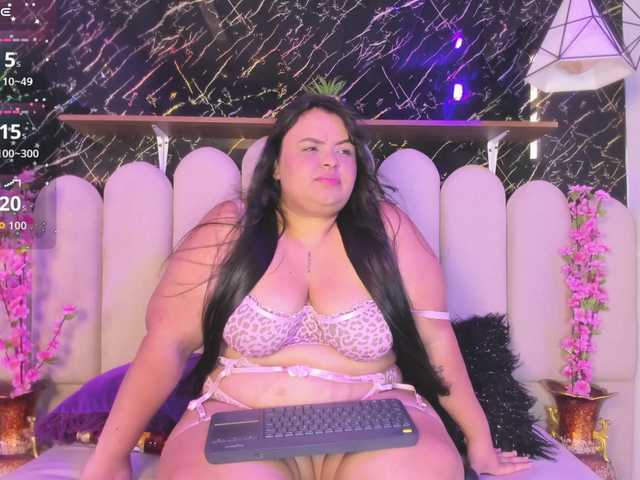 Aura-Luxe live cam on BongaCams