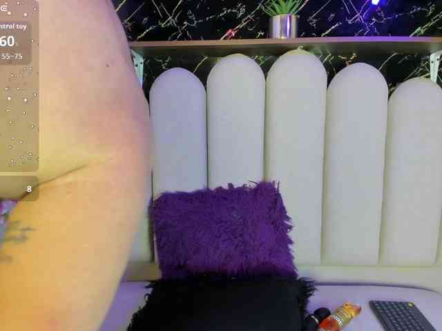Aura-Luxe webcam