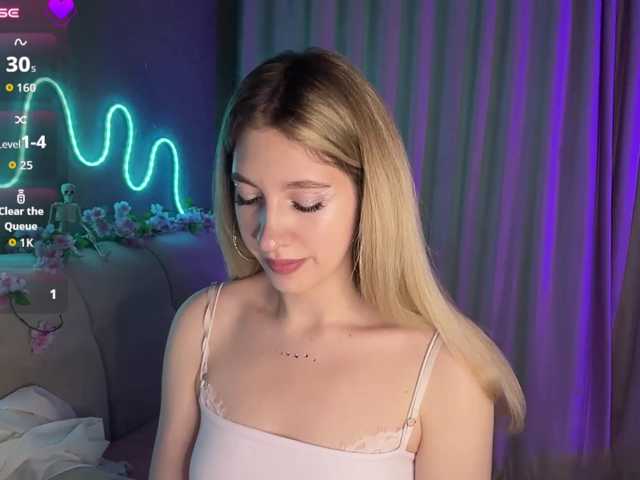creamberryy live cam on BongaCams