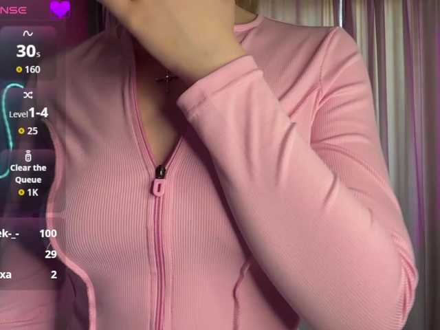 creamberryy — live female cam