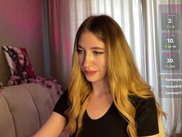 creamberryy live cam on BongaCams