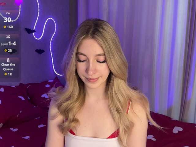 creamberryy live cam on BongaCams