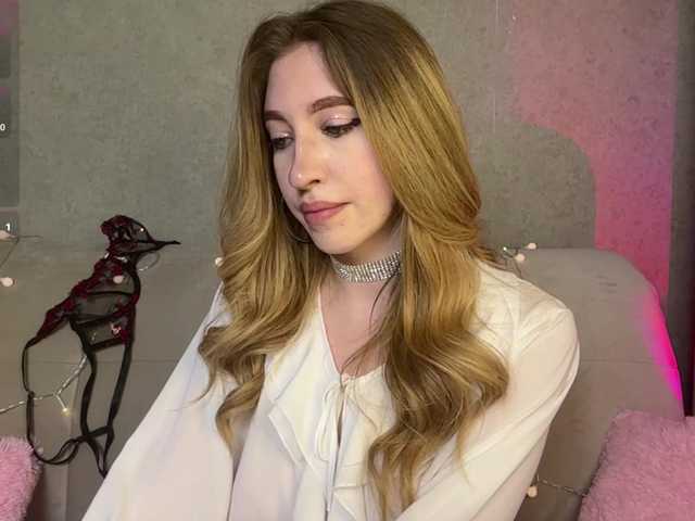 creamberryy live webcam show