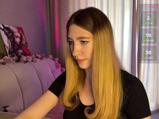 creamberryy live cam on BongaCams