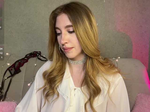 creamberryy live webcam show