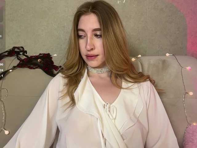 creamberryy live webcam show