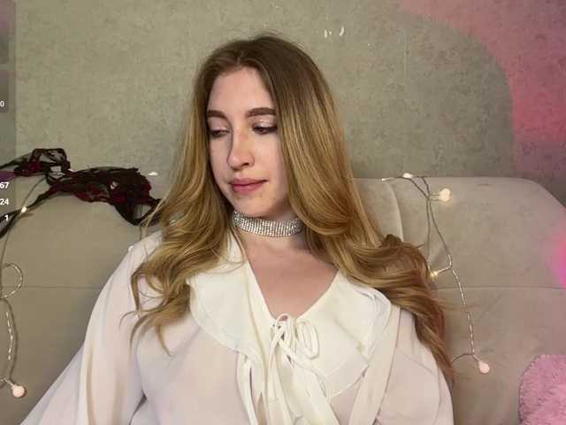 creamberryy live webcam show