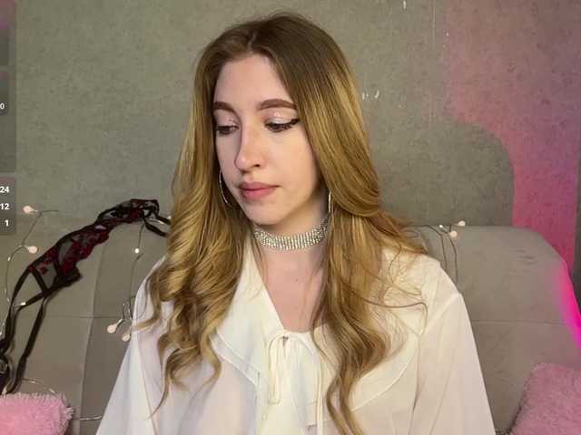 creamberryy live cam on BongaCams