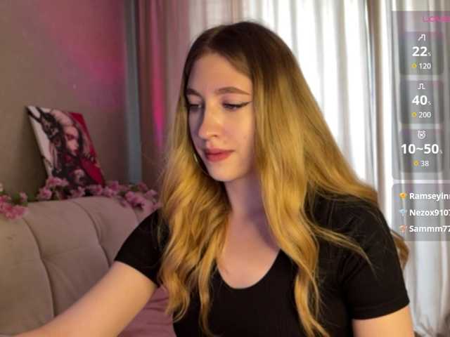 creamberryy live cam on BongaCams
