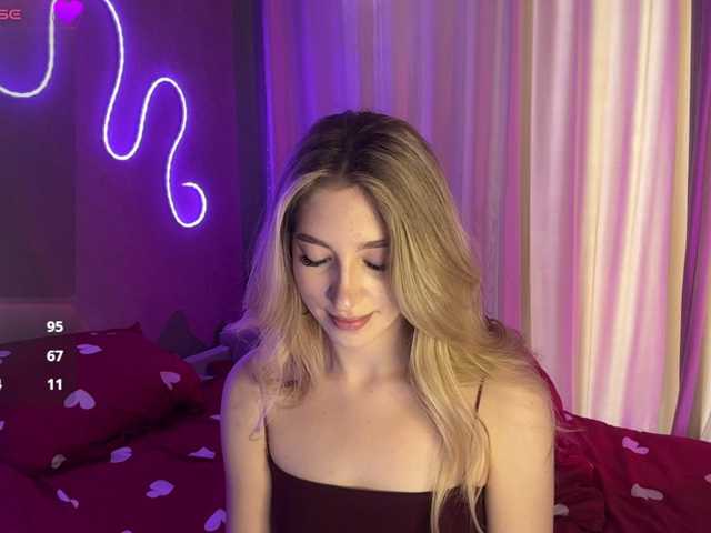 creamberryy, en vivo ahora en BongaCams