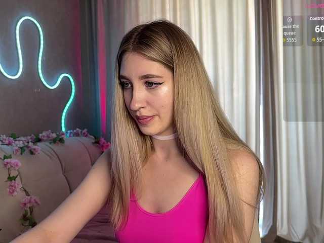creamberryy live cam on BongaCams