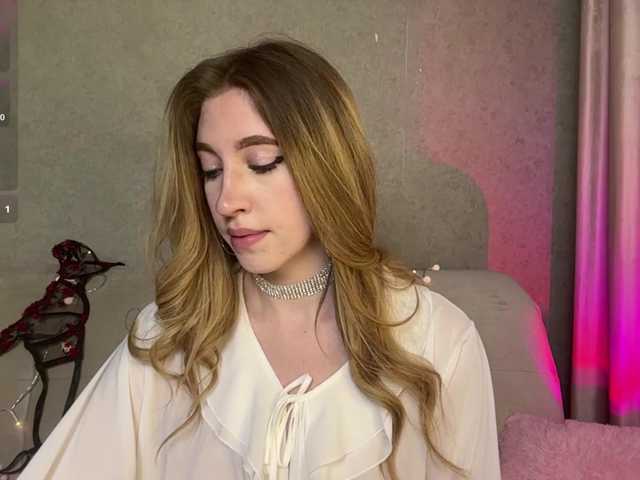 creamberryy live webcam show