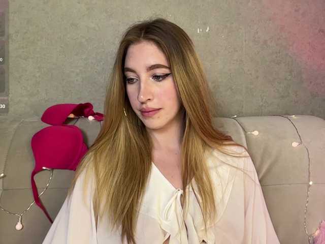 creamberryy live webcam show