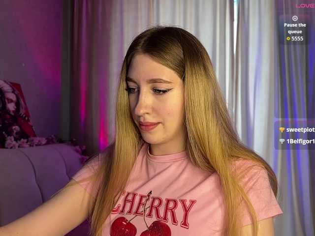 creamberryy live cam on BongaCams