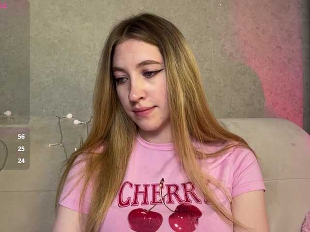 creamberryy live cam on BongaCams