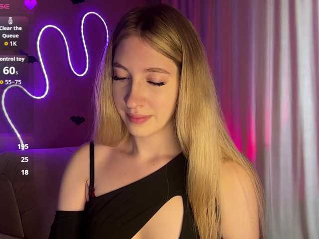 creamberryy live cam on BongaCams
